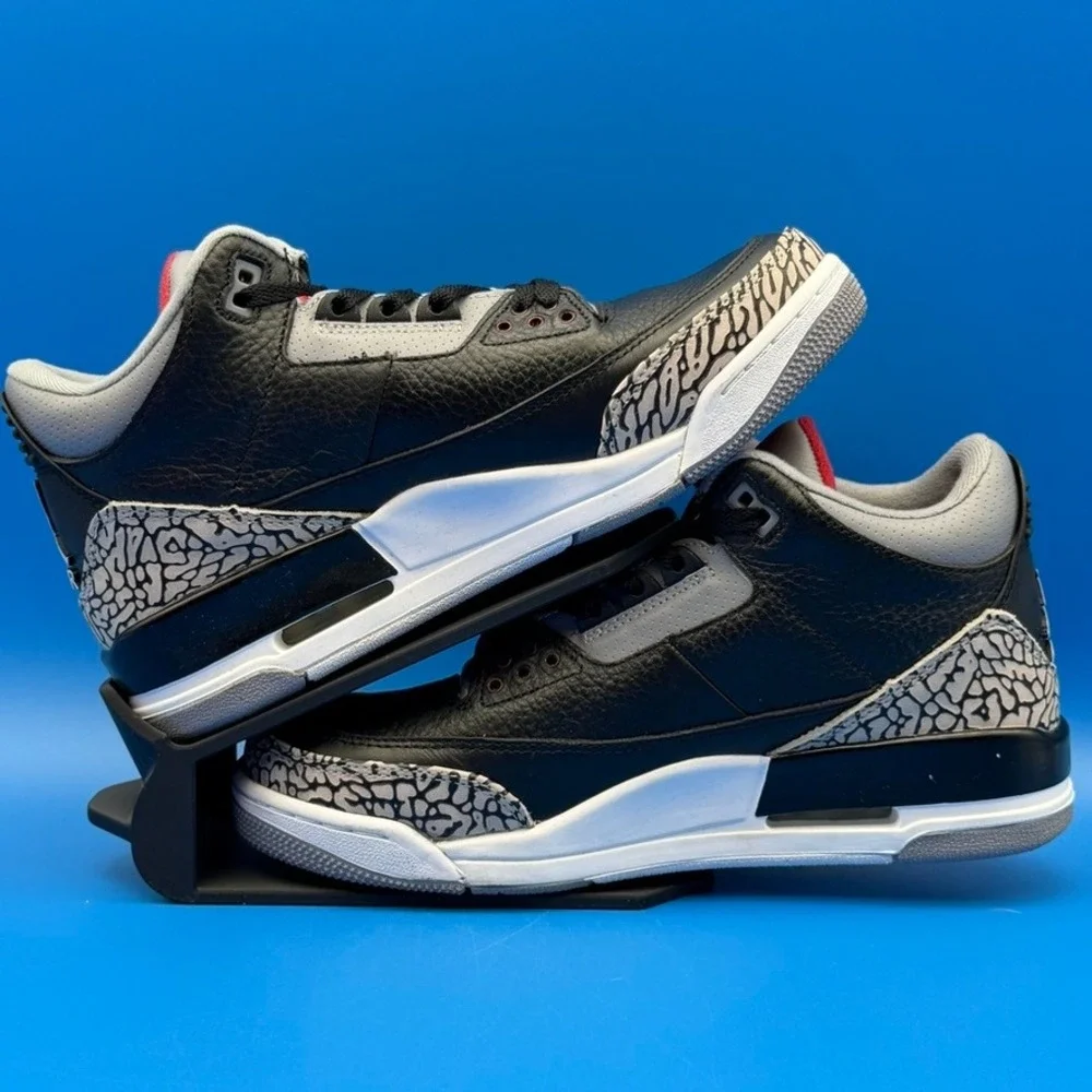 Jordan 3 Retro Black Cement Black/Varsity Red 136064-010 Size 8.5 10W